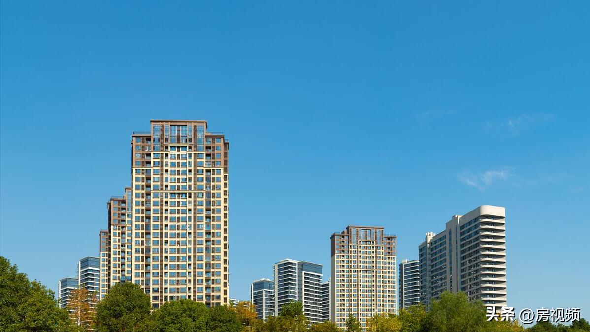 买小高层的顶层有什么弊端,专家解答顶层到底能不能买