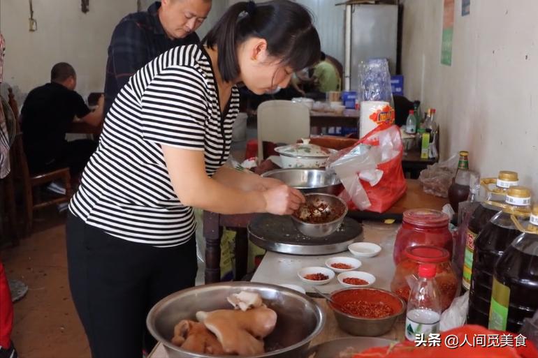 四川成都38年的苍蝇馆子每天必吃,四川各地苍蝇馆子