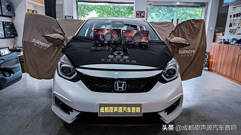 成都飞度汽车音响改装,汽车音响改装cc成都