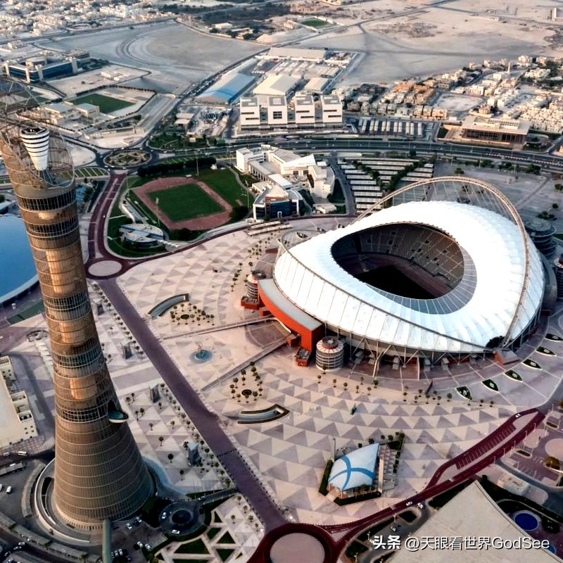 鍗″灏斾笘鐣屾澂鐞冨満绗竴瑙嗚,鍗″灏斾笘鐣屾澂鐞冨満澶滈棿鍥剧墖楂樻竻