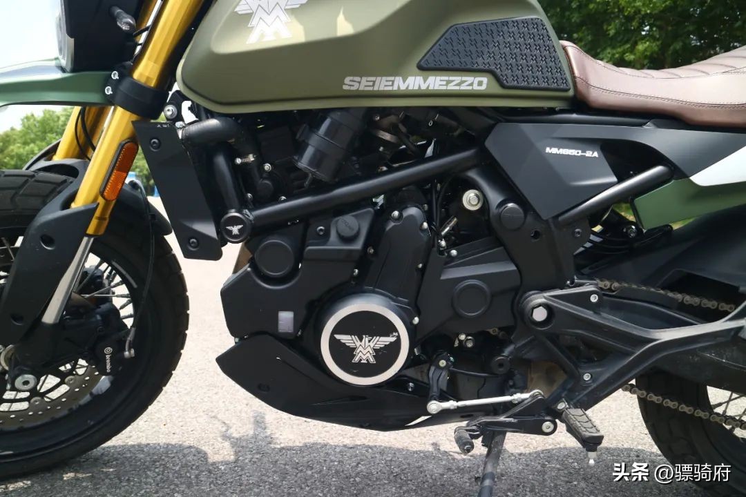 摩托莫里尼仿赛中国,摩托莫里尼塞文佐测评