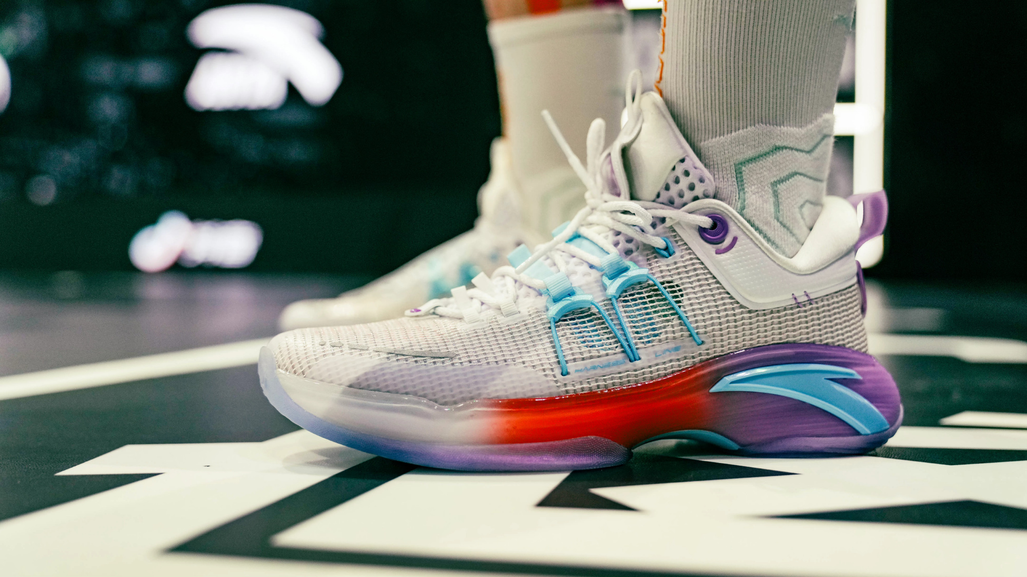 安踏z-up篮球鞋发售,安踏ua3篮球鞋