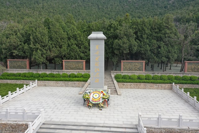 坟上有洞有什么寓意,老祖宗坟墓有洞预示着什么