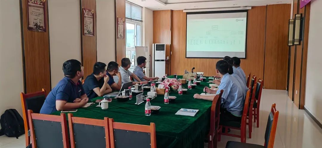 随着疫情稳定各地正加快复工复产,疫情防控暨安全生产工作推进会