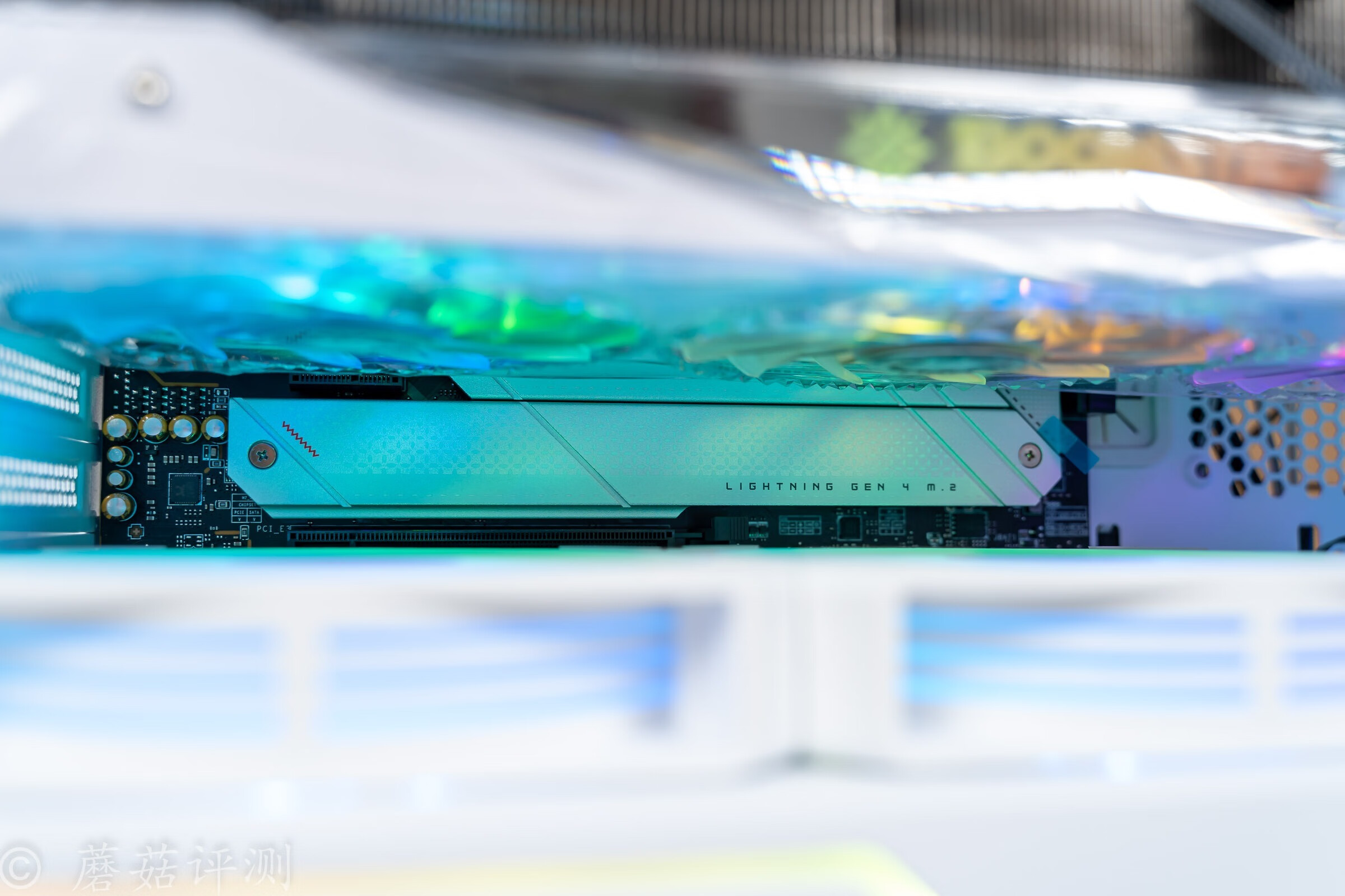 艾湃电竞750w全模组电源安装视频,美商艾湃电竞电源拆解