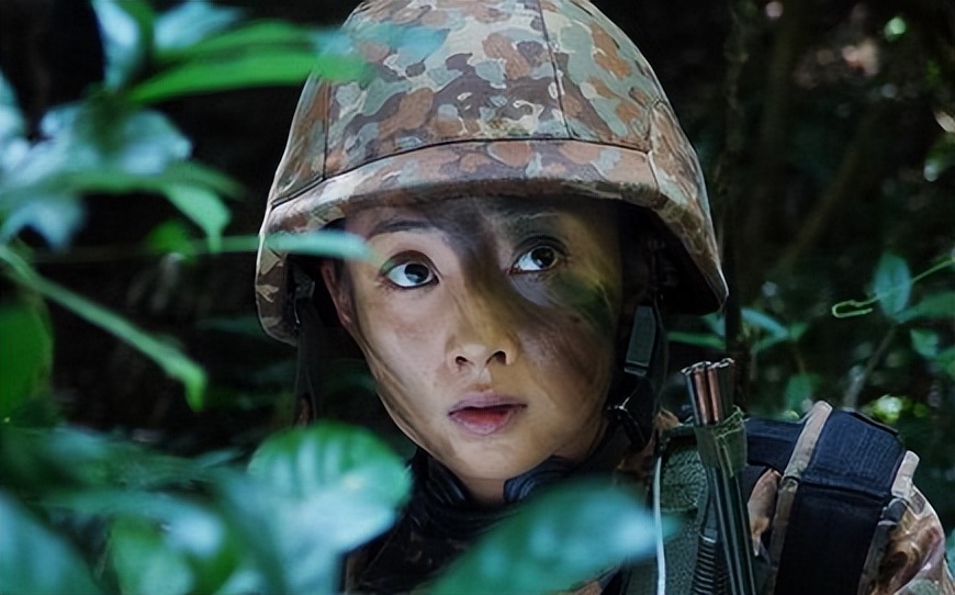 盘点8位演军人不招吐槽的女星,盘点那些演了军人的油腻明星