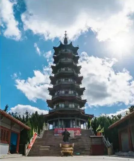 烟台塔山风景区,神秘的烟台塔山
