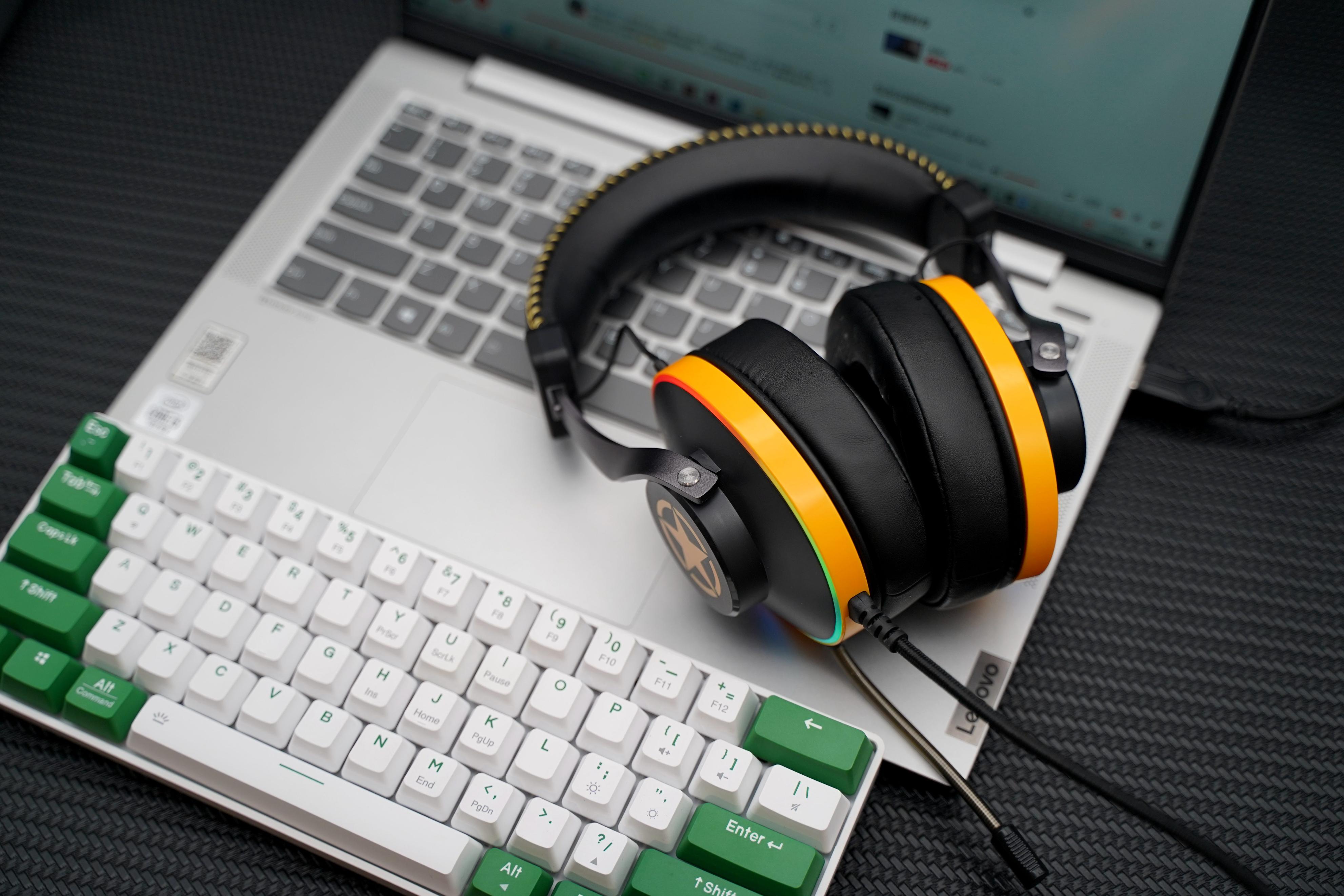 教你如何选择适合自己的耳机,桌面耳机