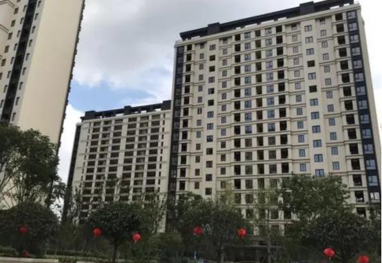 买房最佳楼层四七楼,4楼18层怎么选