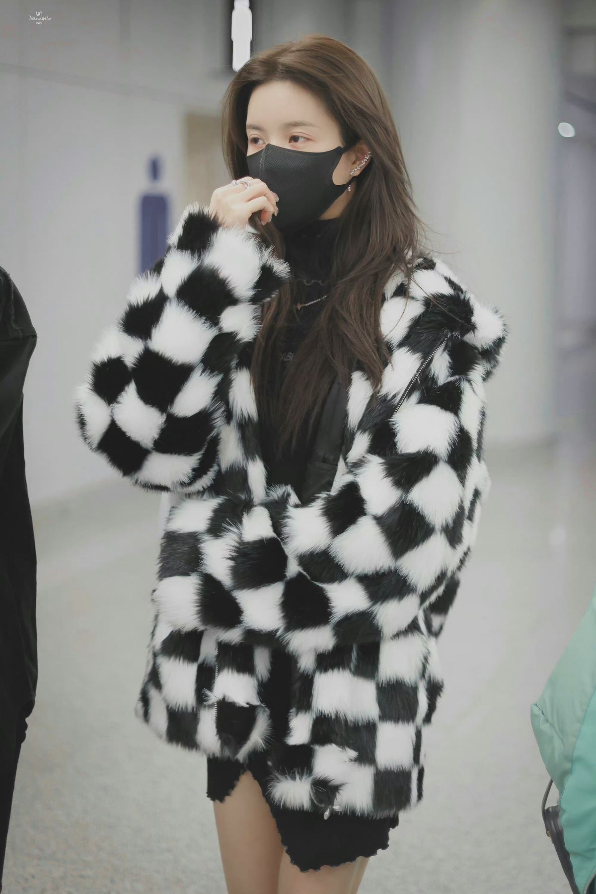 刘些宁超酷舞台,刘些宁图片酷的