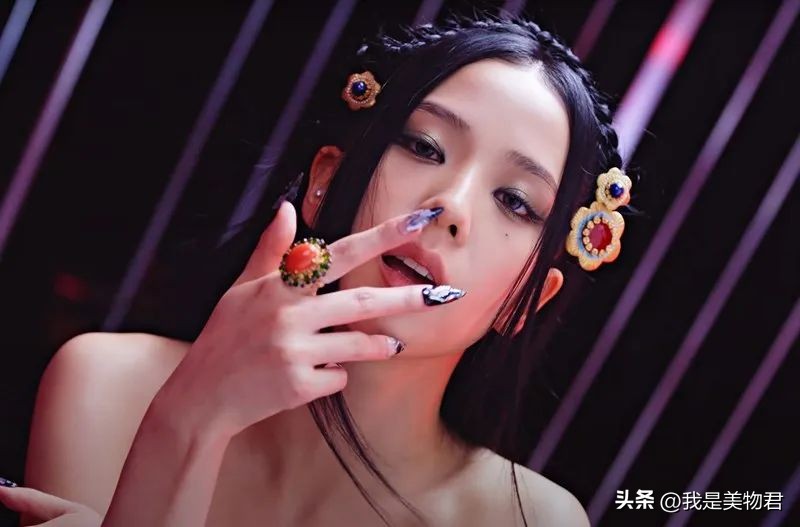 人均手握高奢代言的BLACKPINK，每一帧镜头都好贵