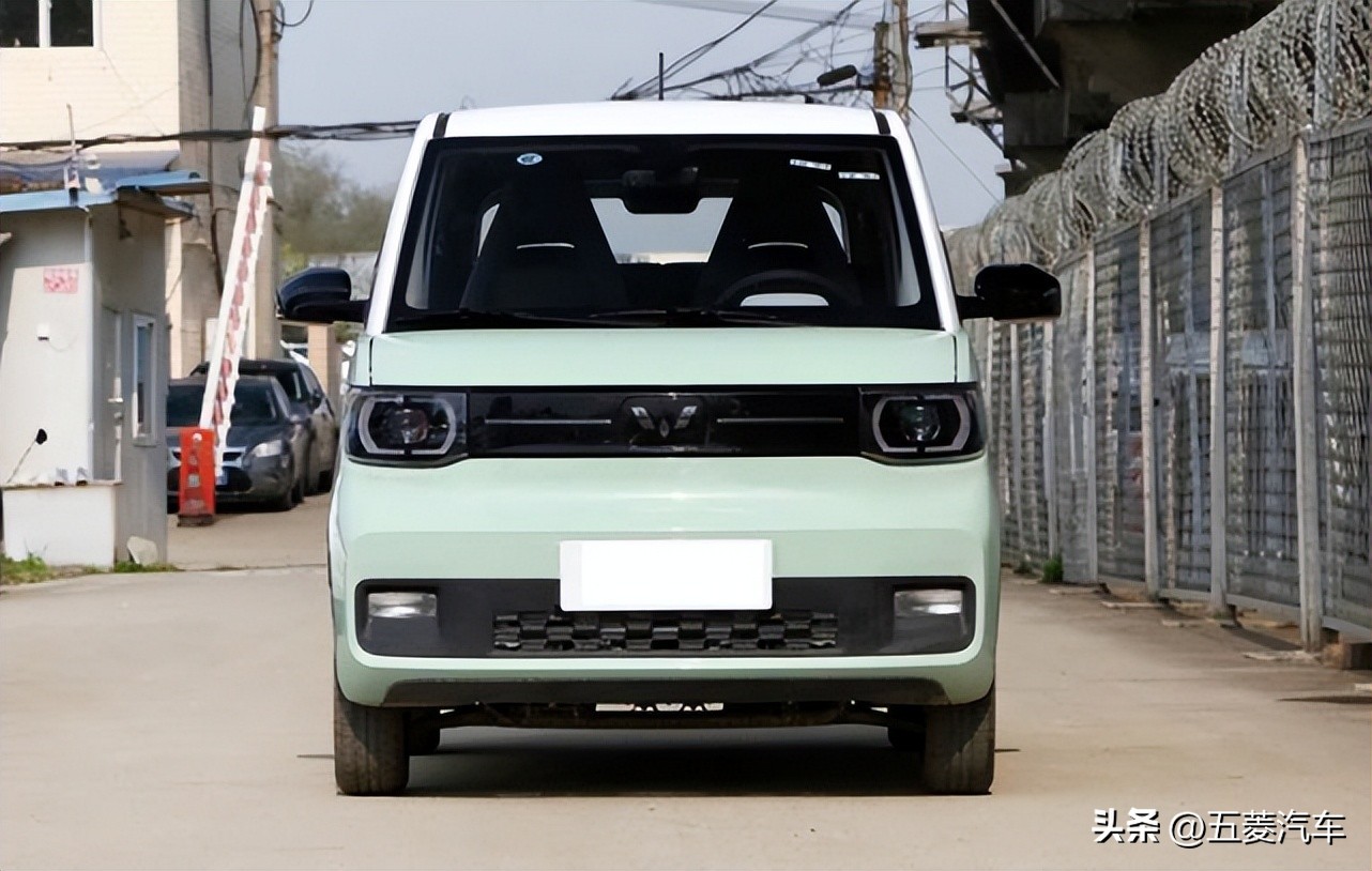 五菱宏光miniev春日出行国民神车,五菱宏光miniev马卡龙时尚款优惠