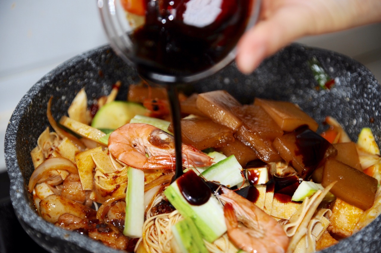 一块火锅底料怎么做麻辣烫,一块火锅底料怎么做冒菜