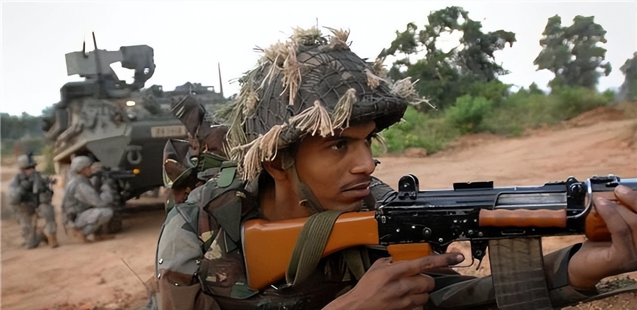 “天价防雷靴”坑惨测试员，印军告企业行骗，为何被判原价付款？