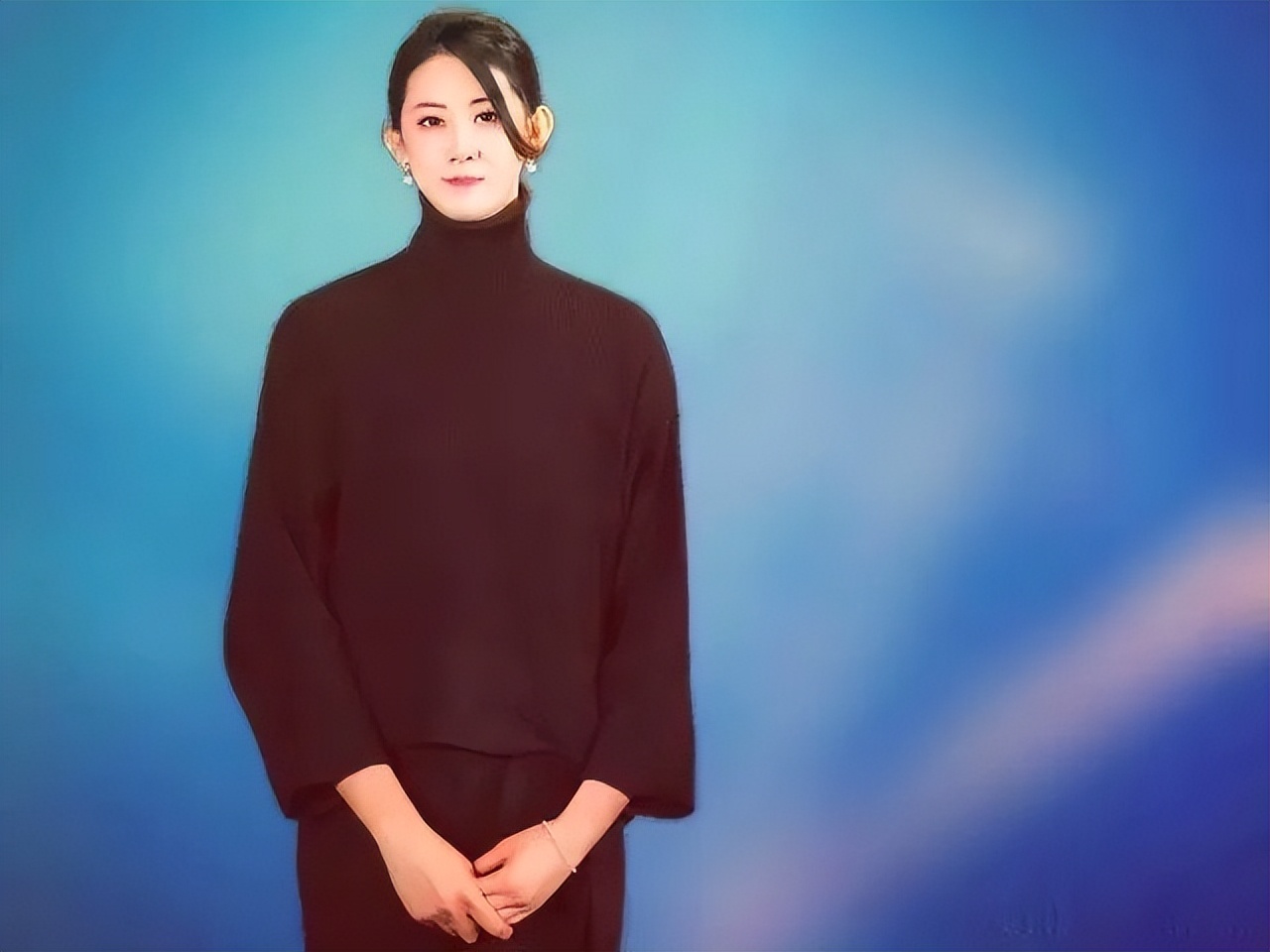 前女排最美队长,女排最美队长久违露面