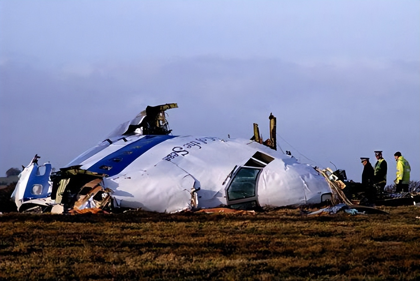 2005年幽灵航班和1955年914航班,神秘消失的航班35年后再次出现