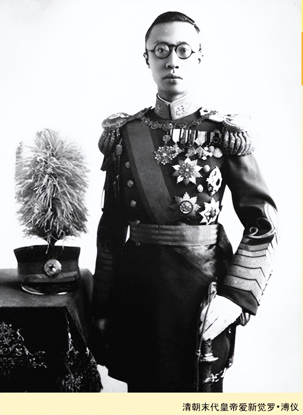 张学良晚年提到末代皇帝，随后怒言：我若是*产党共**，一定会灭他