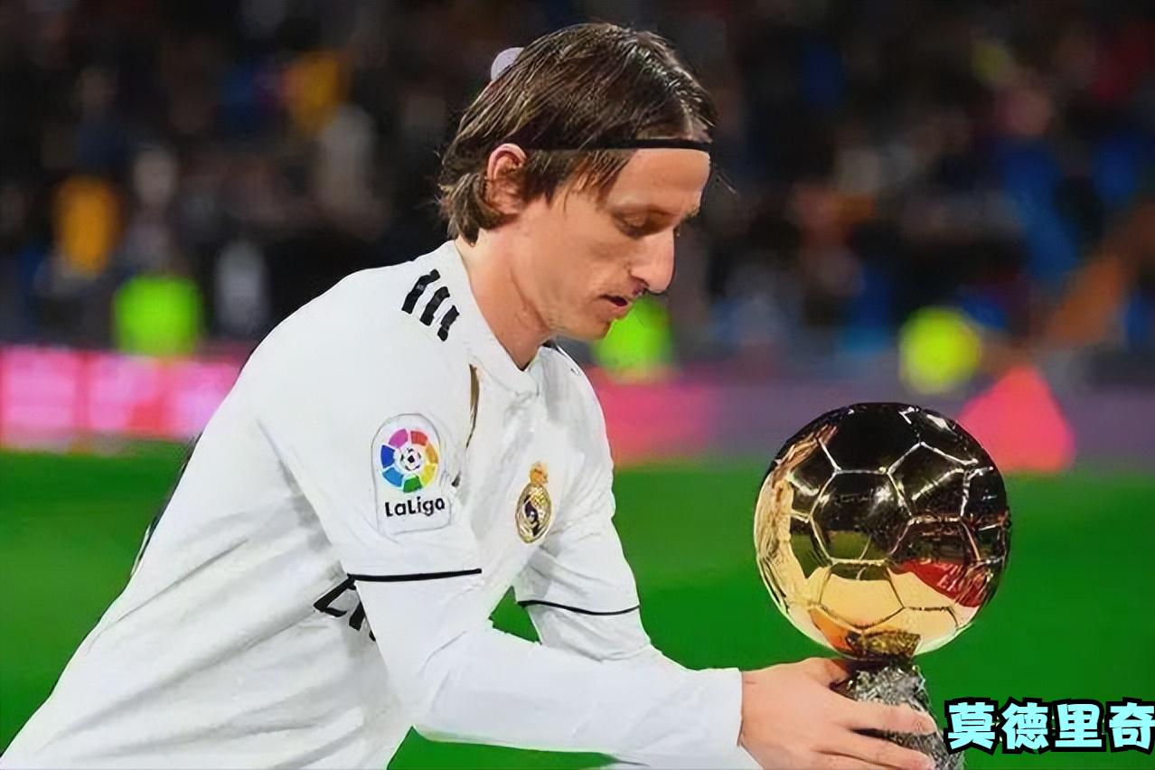 穆里尼奥开创电话摇人的先河,队长们都喜欢他,诗人杜牧也不例外