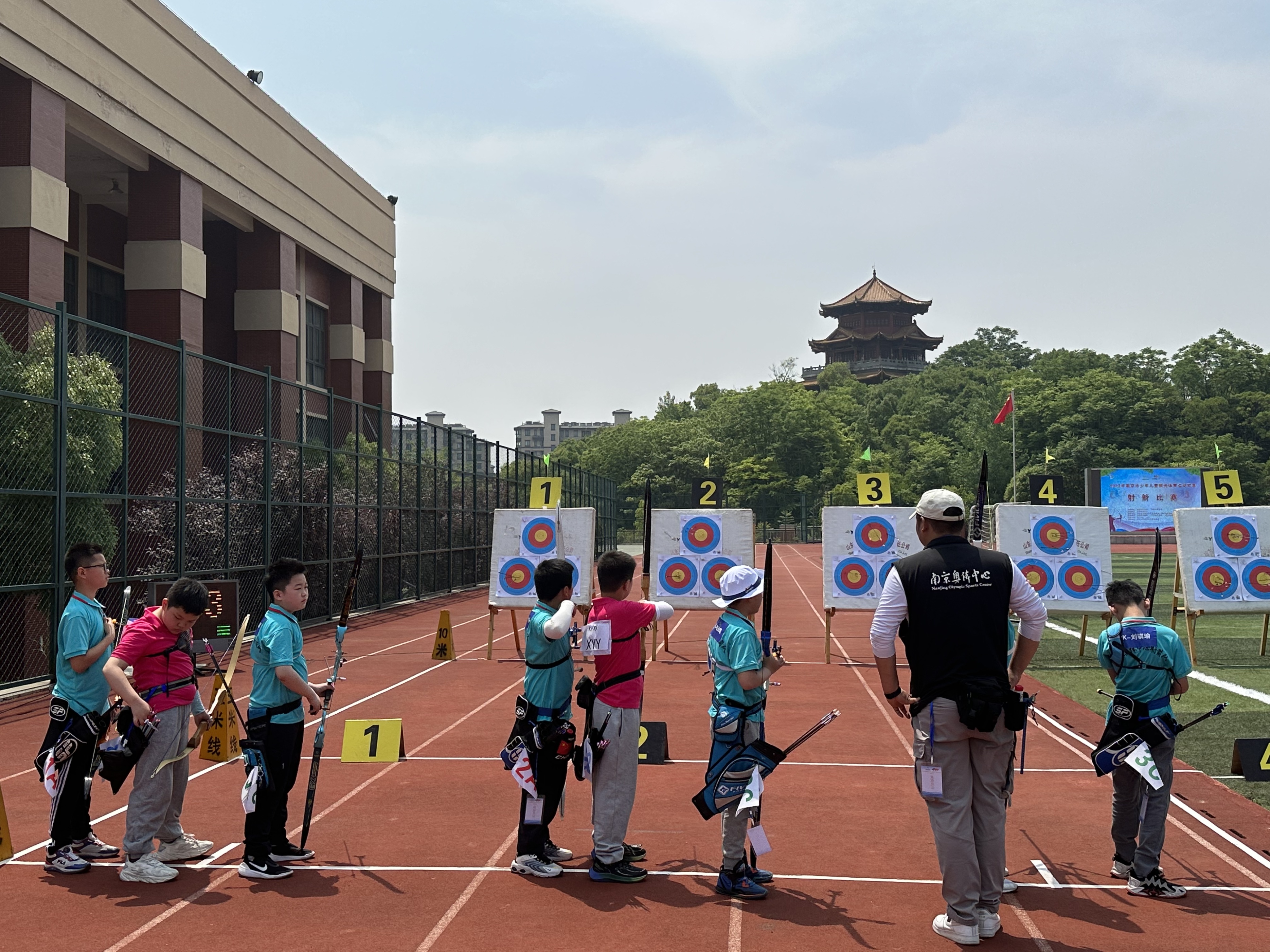 7金6银6铜！南京奥体中心射箭俱乐部的学员们再创佳绩！