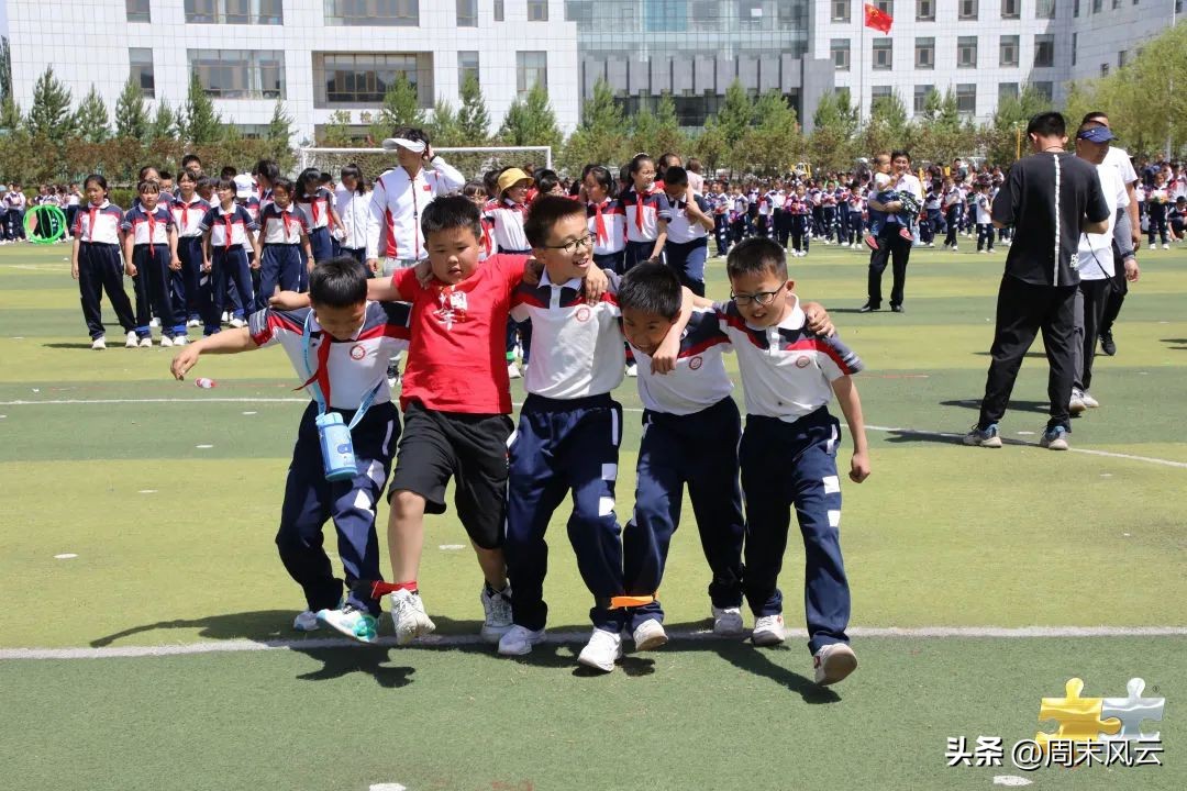 鄂尔多斯足球比赛视频小学,学校开展足球联赛简讯