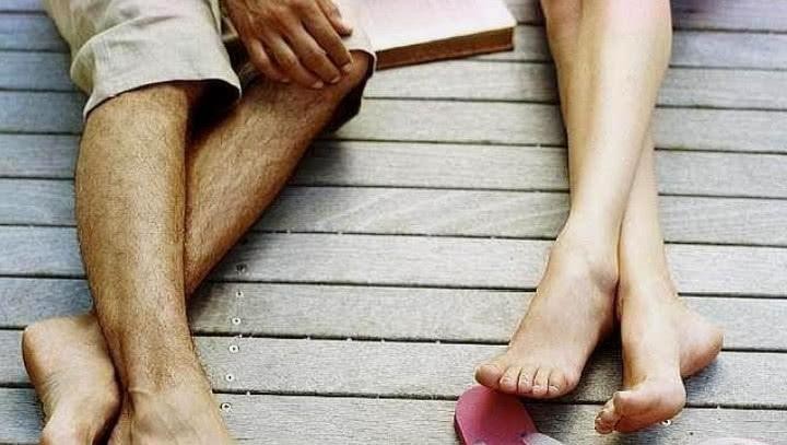 女性这4处毛发旺,中年女性毛发生长旺盛