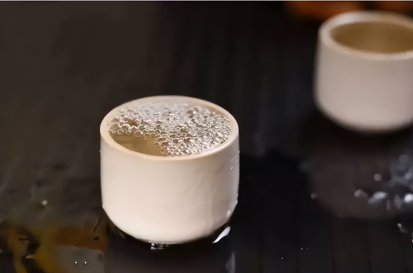 提醒中年人，散装酒少喝，这三种酒，全是便宜的粮食酒，建议尝尝