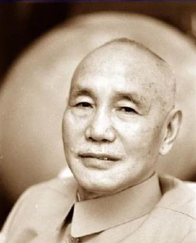 1977年，美国代表访华，提出三点无理要求，邓公：美国只有两条路