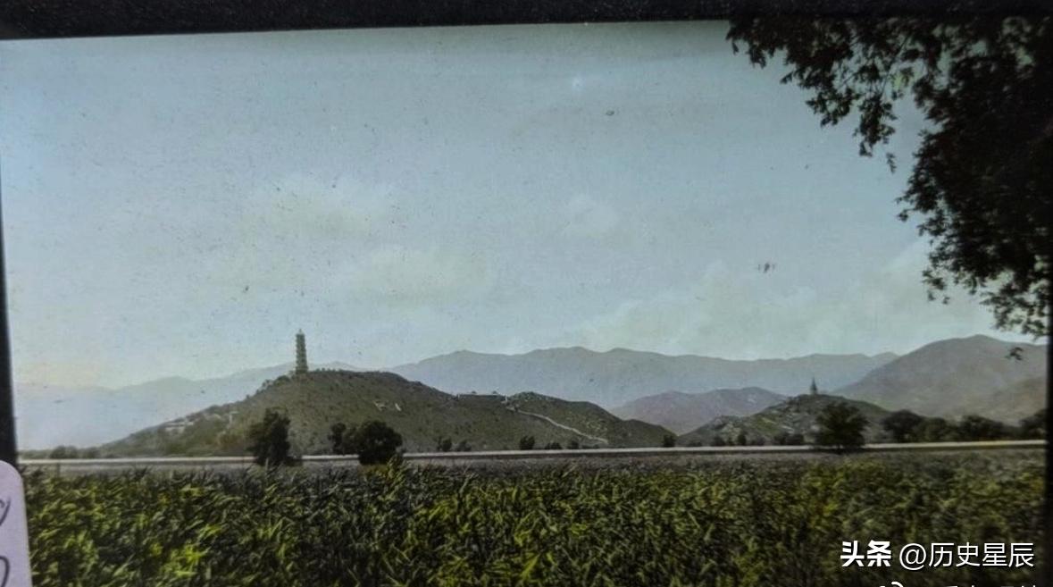 【晚清*楼青**旧影】*楼青**女媚态百出，丰乳肥臀，风情难挡！