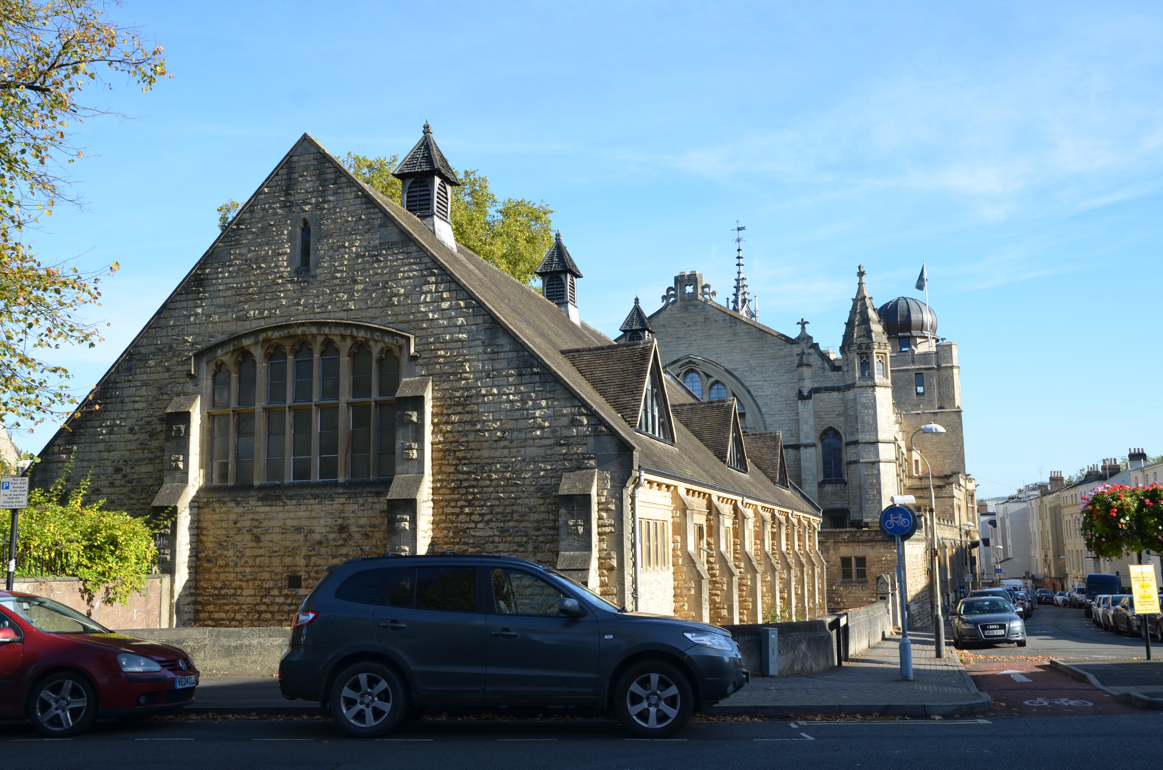 英国旅行记之爱丁堡,英国切尔滕纳姆