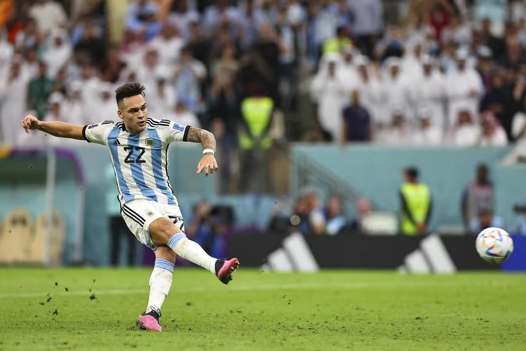 阿根廷世界杯夺冠点球大战,2014阿根廷vs德国梅西点球踢飞