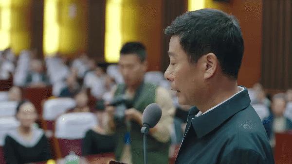 才播2集，口碑爆了，剧情高能，老戏骨惊艳，高鑫新剧凭什么？