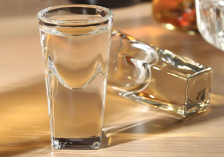 实体店酒比网上便宜会是假酒吗,1919的酒实体店为啥便宜