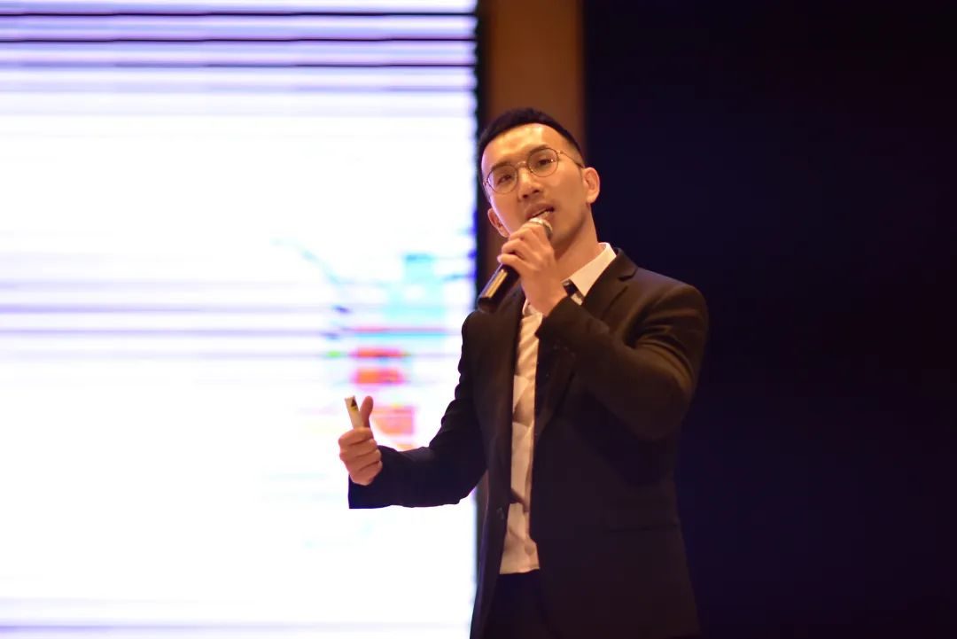 连打胜仗，学生3000+。努力的老师，是成都绵实外走进家长的秘诀