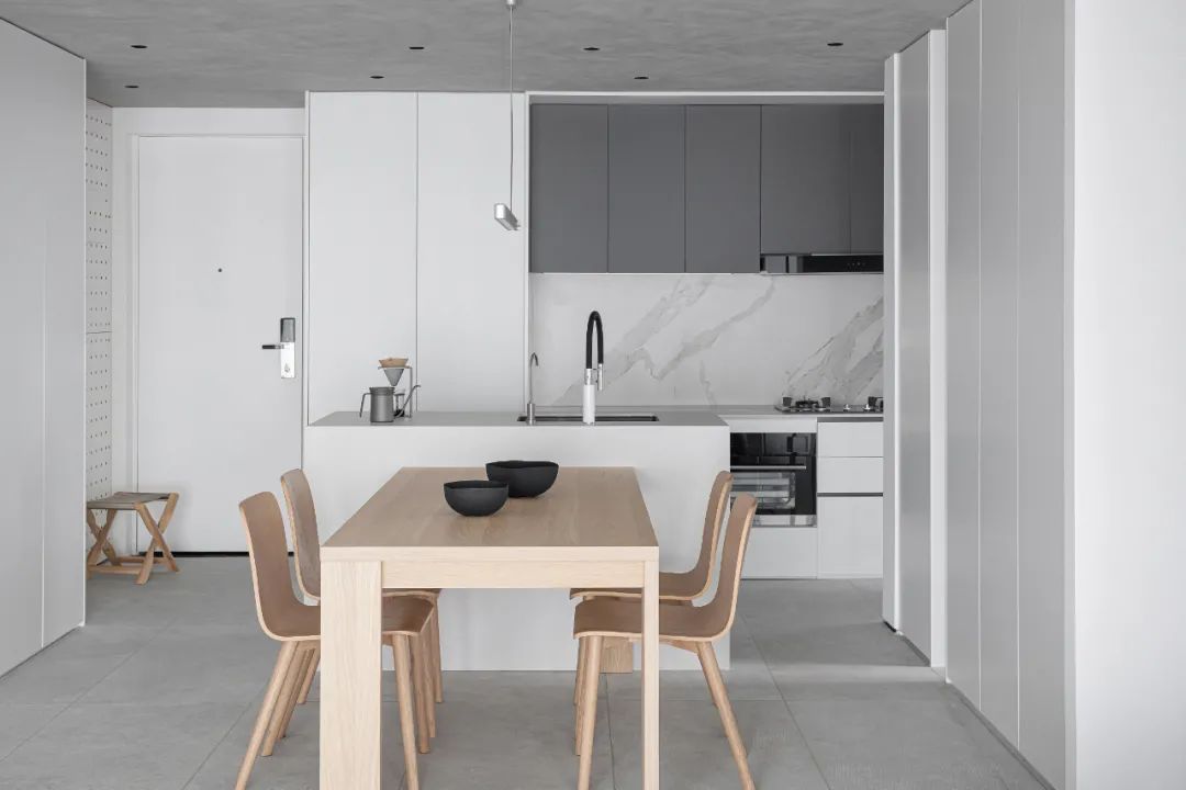 做衣柜哪种板材最环保甲醛少,选全屋定制好吗