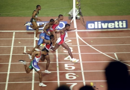 卡尔刘易斯打破世界纪录,卡尔刘易斯400米纪录