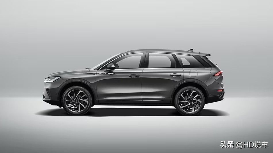 冒险家跟凯迪拉克xt4沃尔沃xc40,凯迪拉克xt4跟沃尔沃xc40如何选