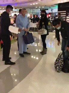 刘銮雄90分钟记者会，回应跟女星所有传闻，包括体内塞高尔夫球