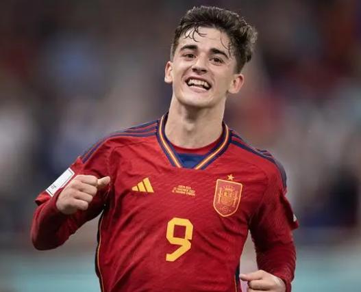 c罗哭了葡萄牙淘汰了吗,欧洲c罗18年绝杀摩洛哥