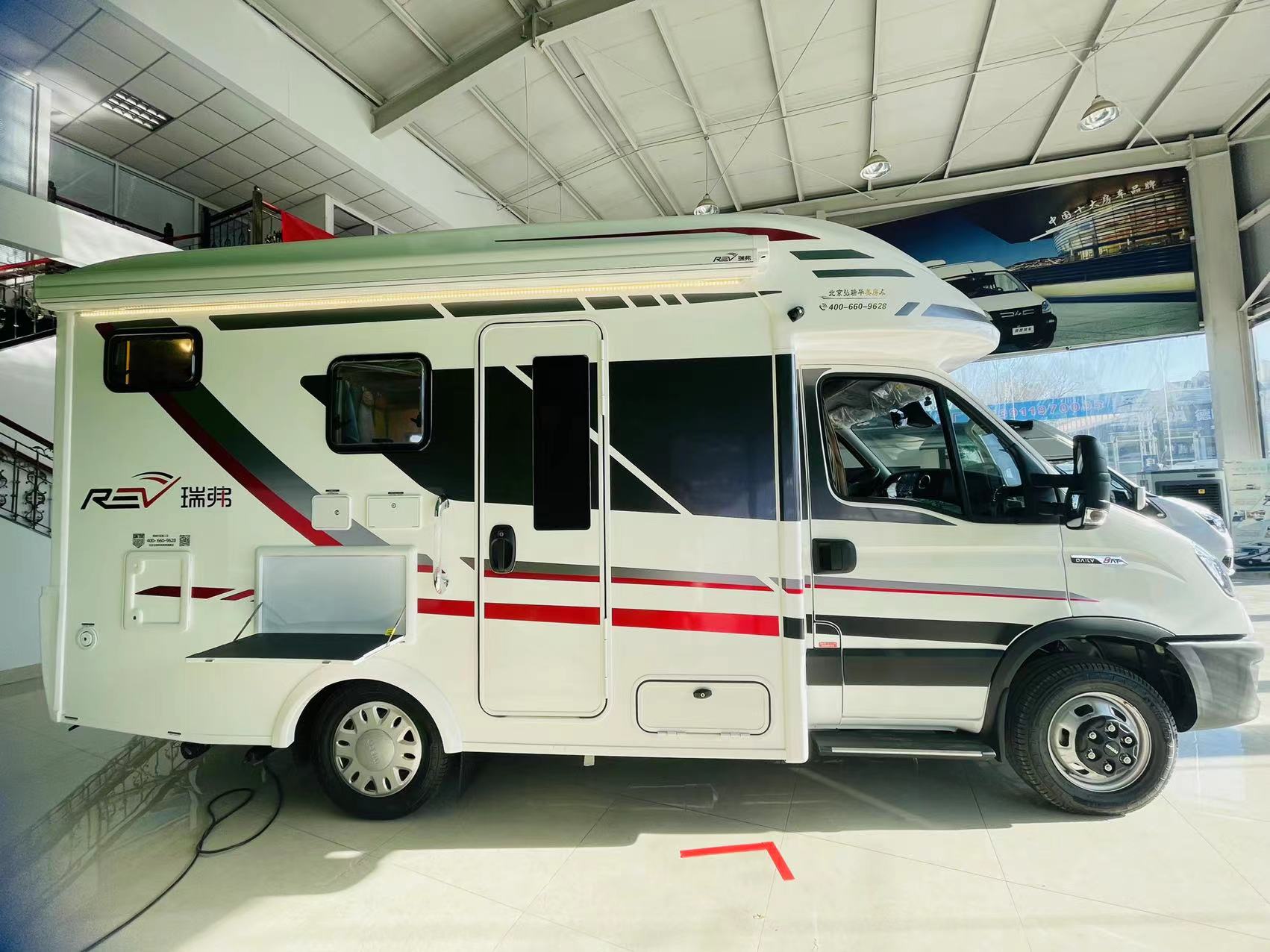 奇瑞瑞弗t800房车价格,出租型b型上下独立床房车