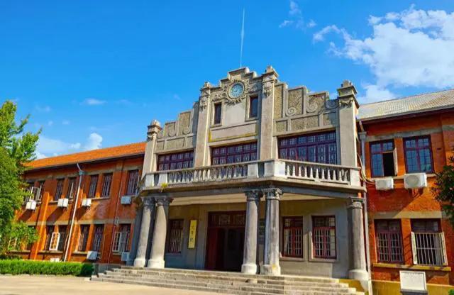 合肥师范学院与安师大哪个好,安庆师范大学对比合肥师范学院