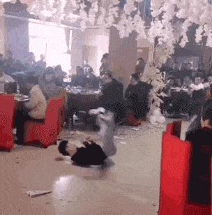 纹身为什么要三思而后行,颈部纹身三思而后行