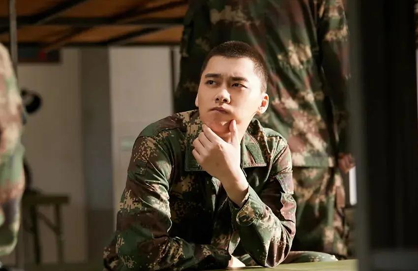 靳东和李易峰电视剧,谍战深海胡歌靳东陈晓李易峰