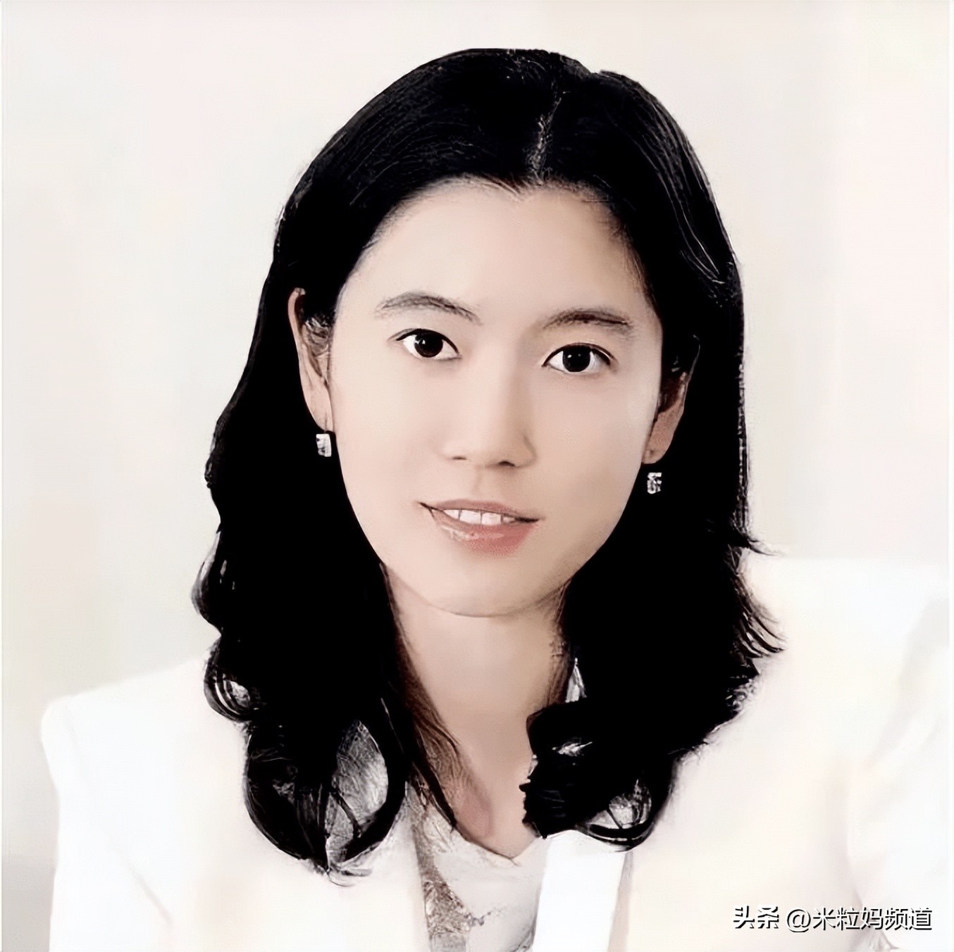 三星太子爷出狱后终于上位，10年来他在和哪些“致命女人”周旋？