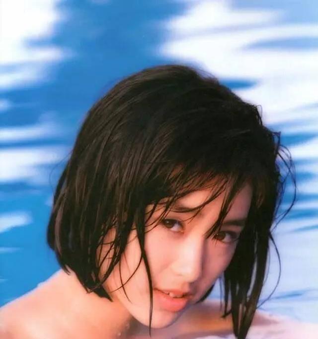 酒井法子吸毒以后拍了啥电影,酒井法子吸毒复出被攻击