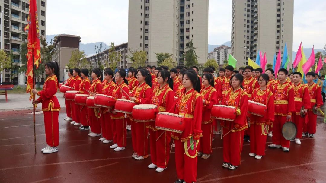 重庆黔江黔中学校运动会,重庆黔江民族中学第30届运动会