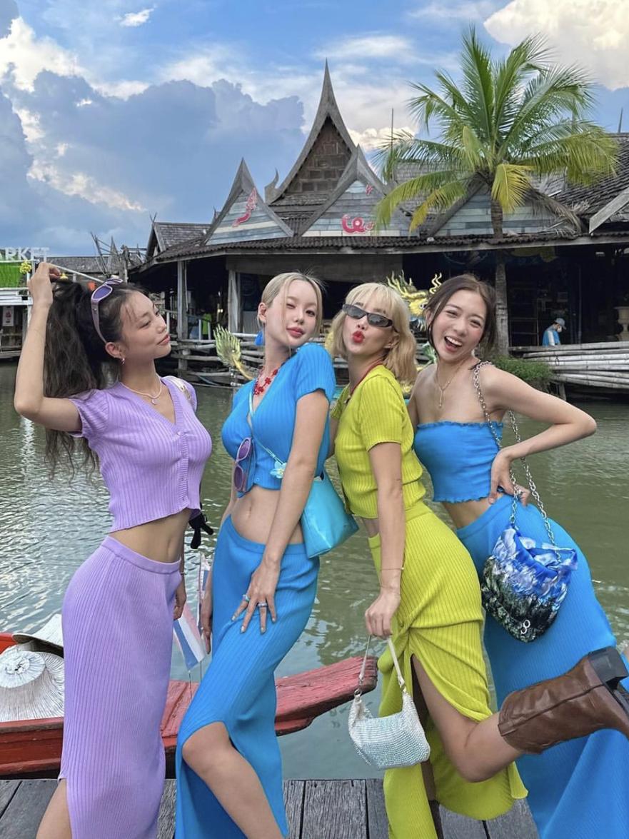 今年最舒服的卫衣搭配,春夏不带帽卫衣怎么搭配才好看