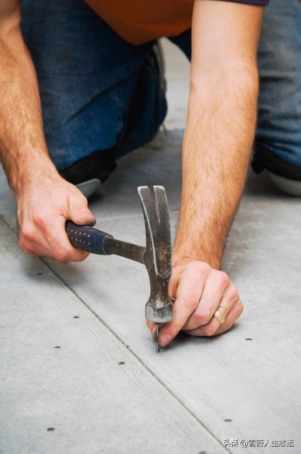 大学毕业后找工作有哪些困难,大学生毕业找不到工作应该做什么