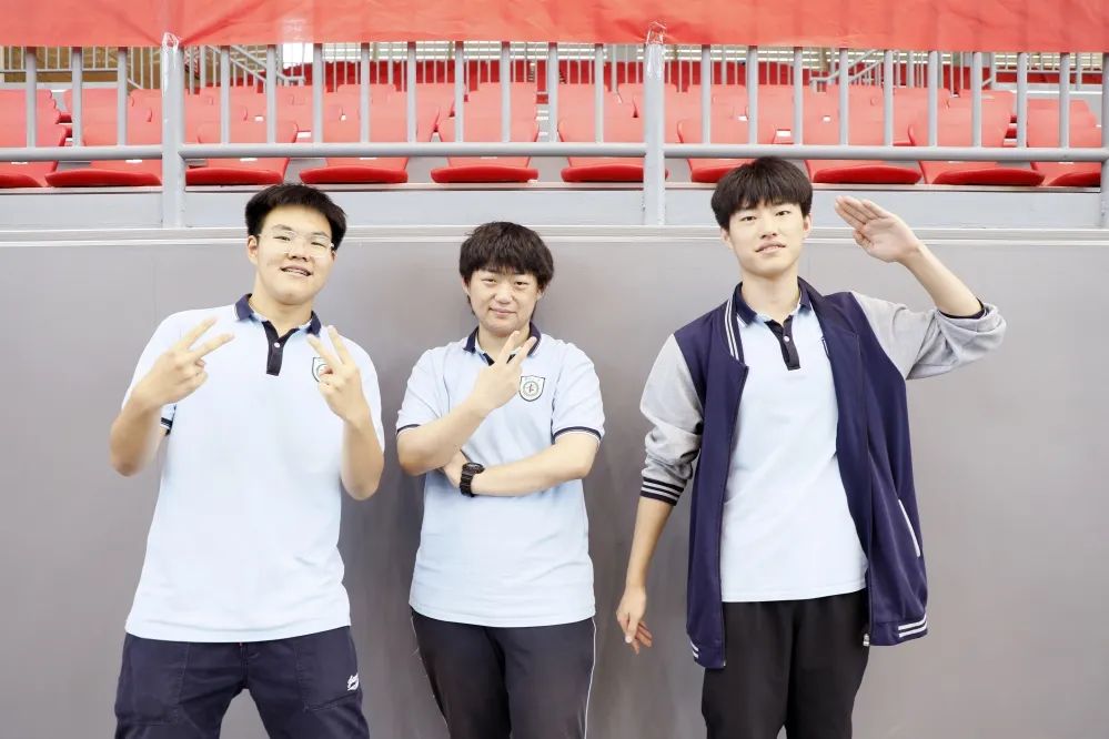 鎰熸仼鎴愰暱鏀鹃姊︽兂姣曚笟姹囨紨,鎰熸仼鎴愰暱姣曚笟鍏哥ぜ鑺傜洰