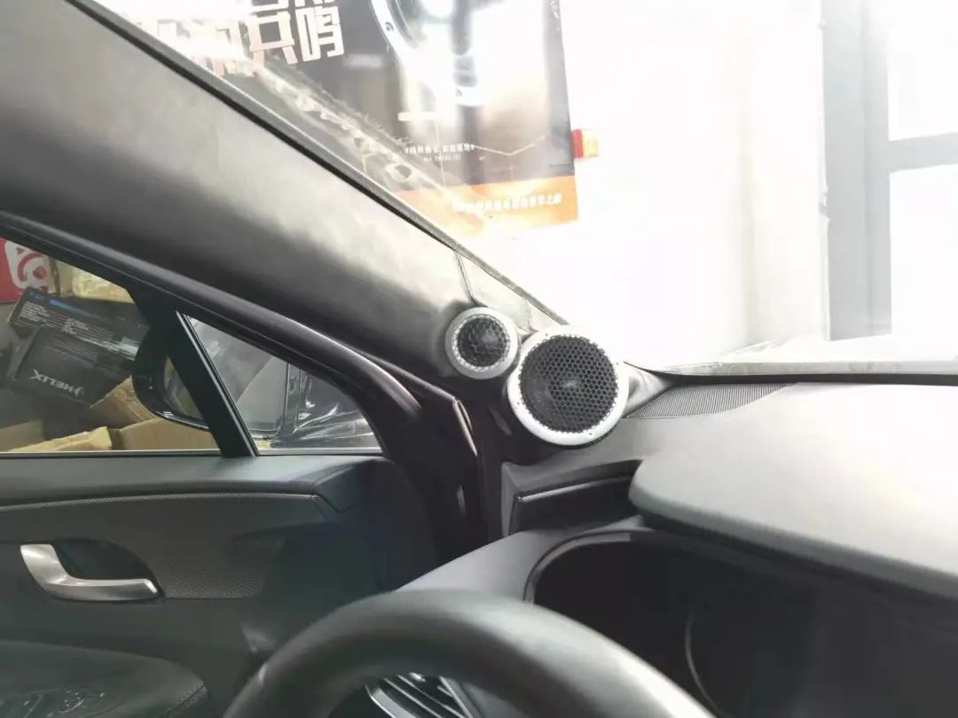 现代胜达升高2.5寸套件,现代胜达三色标