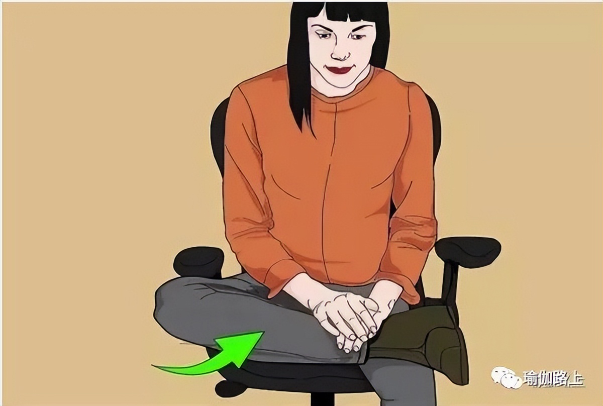 适合办公族的瑜伽动作体式,办公室瑜伽简单又好看